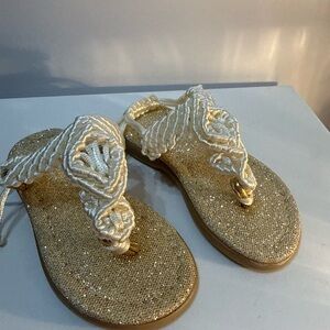 Elegant Cream Sandals with Woven Design